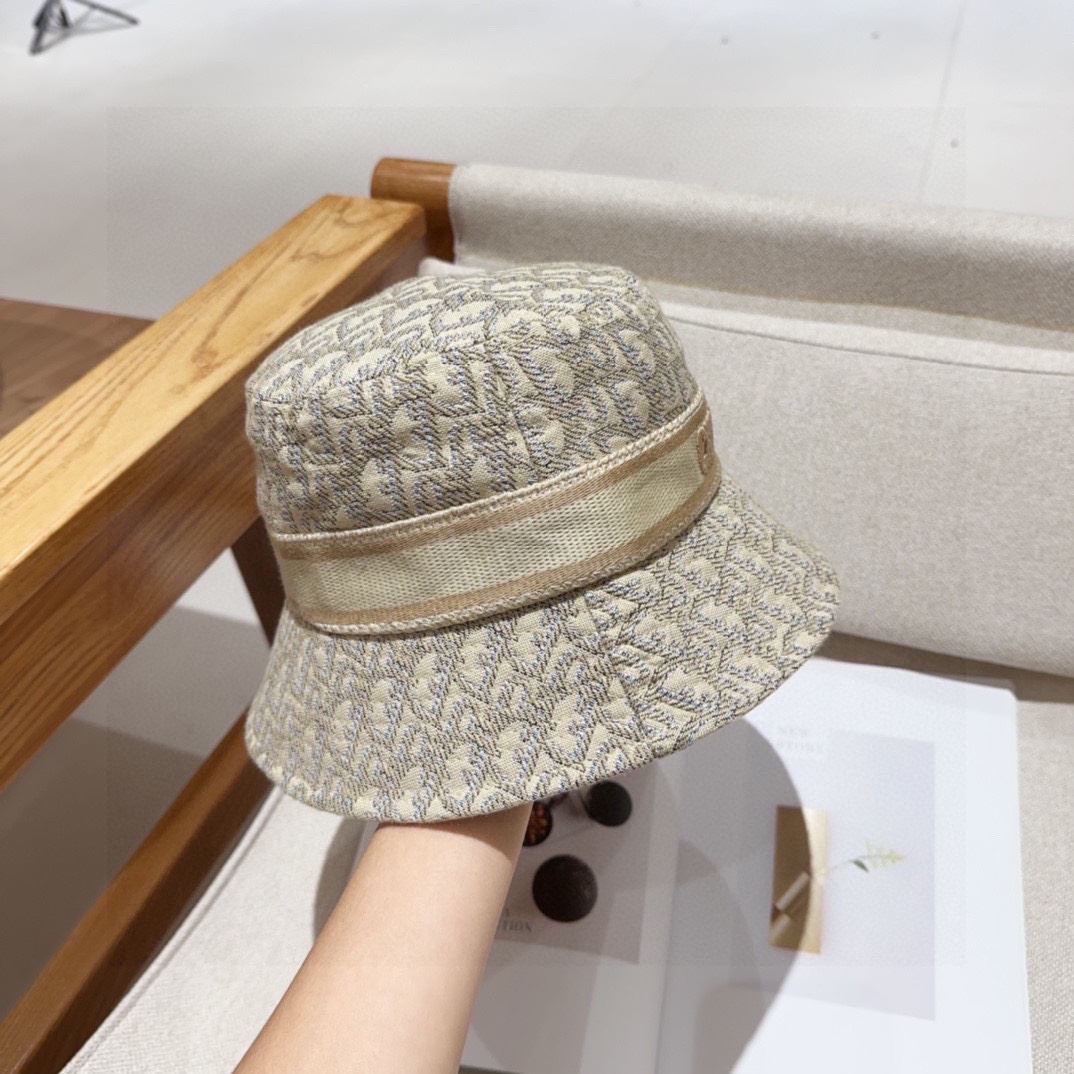 Christian Dior Caps